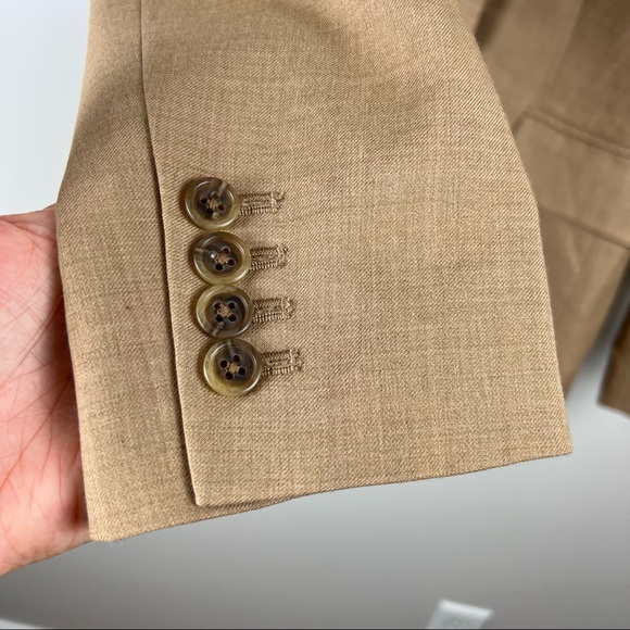 J. Crew 1035 Two-Button Blazer Jacket in Super 120s Wool Size 6 Tan Brown Career - Picture 4 of 8